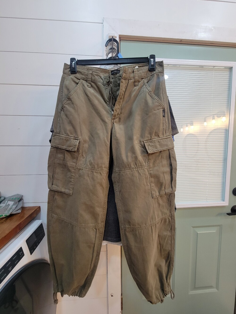 Silver Jeans Womens Cargo Pants in Olive